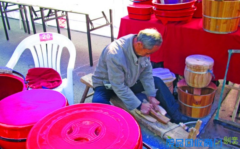 天下第一村文化节开幕 