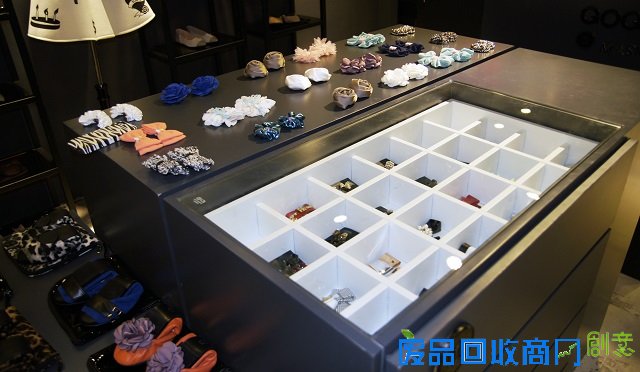 静安寺地下，你每天都在错过的 “轻致” 小店