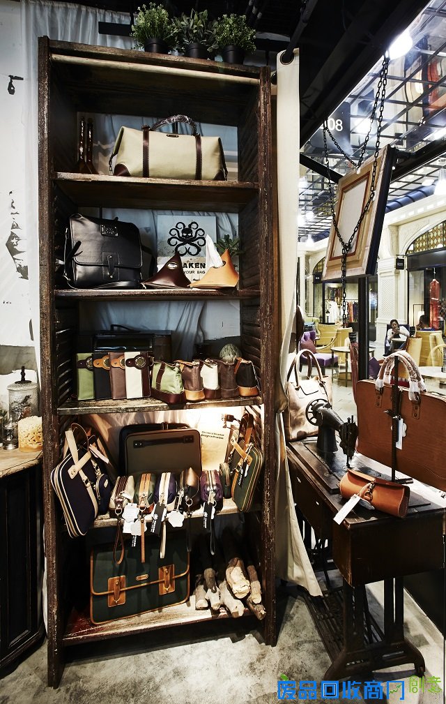 静安寺地下，你每天都在错过的 “轻致” 小店