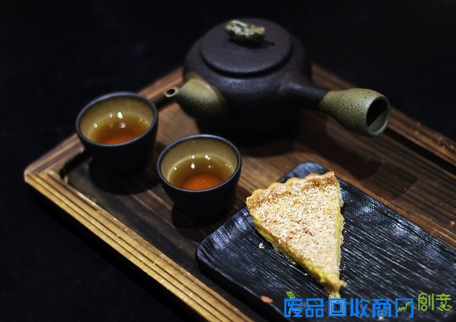 静安寺地下，你每天都在错过的 “轻致” 小店