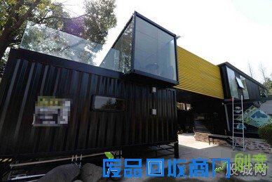 上海现集装箱建筑群 内部装修豪华创意十足