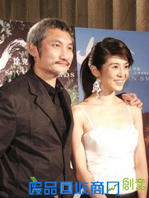 揭秘十大女星与“干爹”的那些事(组图)