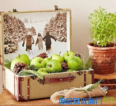 旧行李箱变身精致家具 旧物来打造复古小家