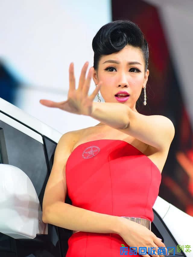 最贵车模：可换12辆兰博基尼