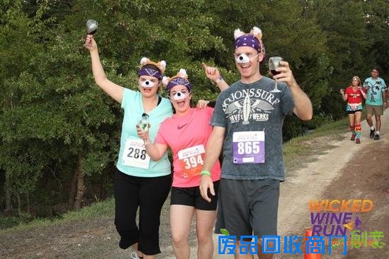 城会玩！吃喝玩乐趣味主题跑 美国人教你边跑边玩