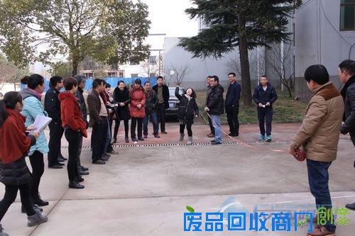 李家巷镇机关举行迎新春趣味运动会（图）