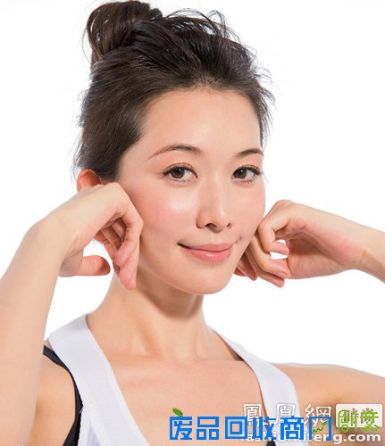 赶紧护肤 她们的40岁青春正当下