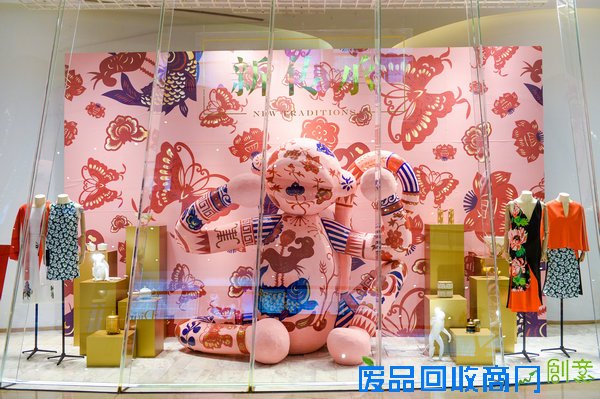 连卡佛呈献“新传承” 迎接时尚农历新年