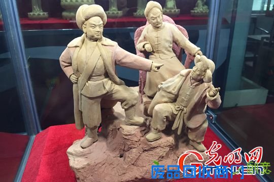 泥人大师喻湘涟从艺六十年泥塑艺术展无锡商院开展
