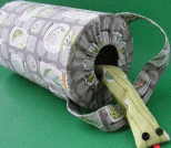 为小朋友准备的DIY废铁桶做成玩具收