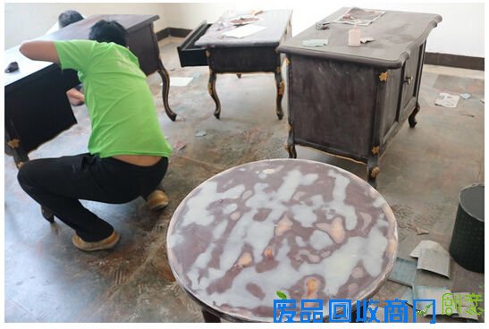 家具维修的技术升级到家具翻新