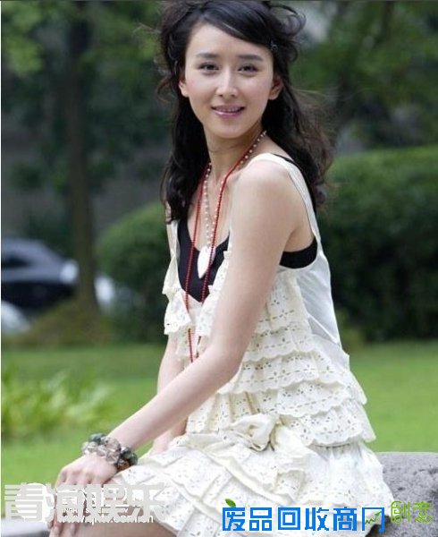 董洁林心如刘亦菲 女星初恋绯闻八卦