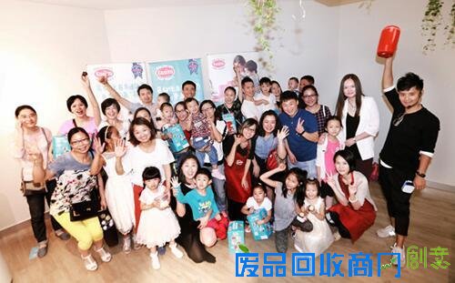 易极优自制更满“易”中秋酸奶趴