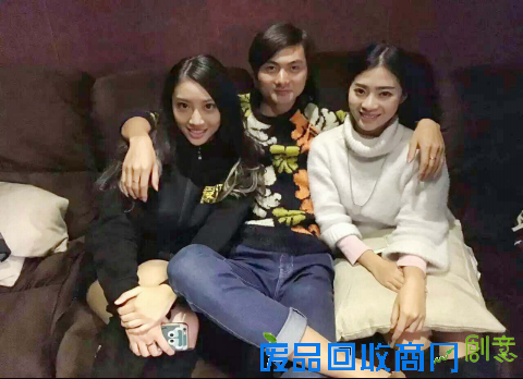 《爱囧》:荒诞的伦理囧事,让你欲罢不能!