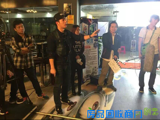 《爱囧》:荒诞的伦理囧事,让你欲罢不能!