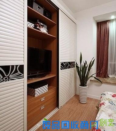 创意装修无处不在 看衣柜和电视柜的神奇组合