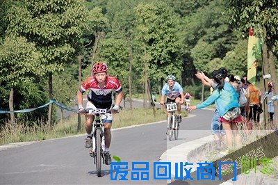 “周末创意集市”即将在大学城开放