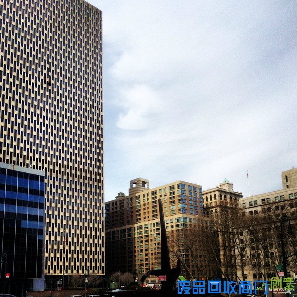 【职场正能量语录：有关职场励志的中英文句子】