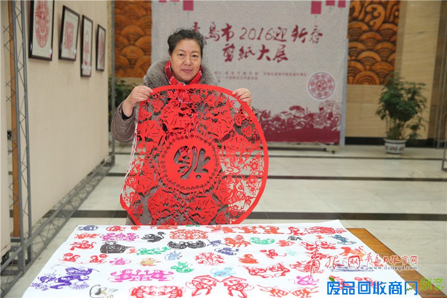 高清：“百猴”迎新春！青岛剪纸大师作品引围观