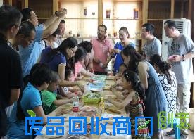 海淀区侨联开展“六一亲子DIY”主题活动