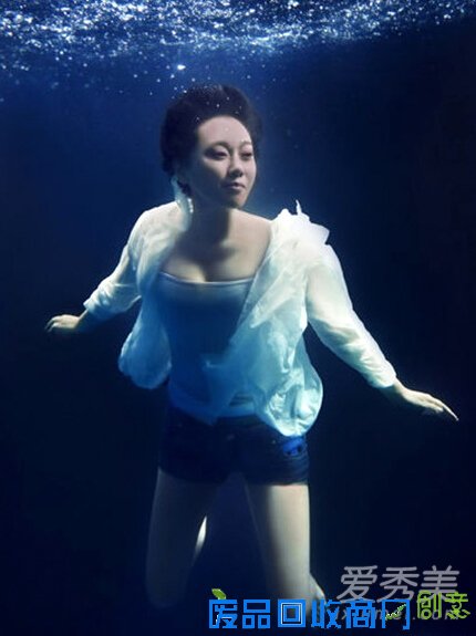十大女星水下湿身写真性感诱人