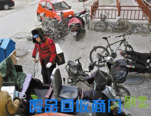 石家庄拄拐汉子捏面人改变命运