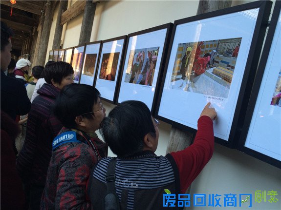 区名家工作室作品联展在九峰公园古民居展出