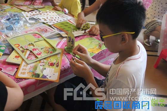 绿城·玉兰花园夏令营毕业季来袭 手工制作DIY秀创意