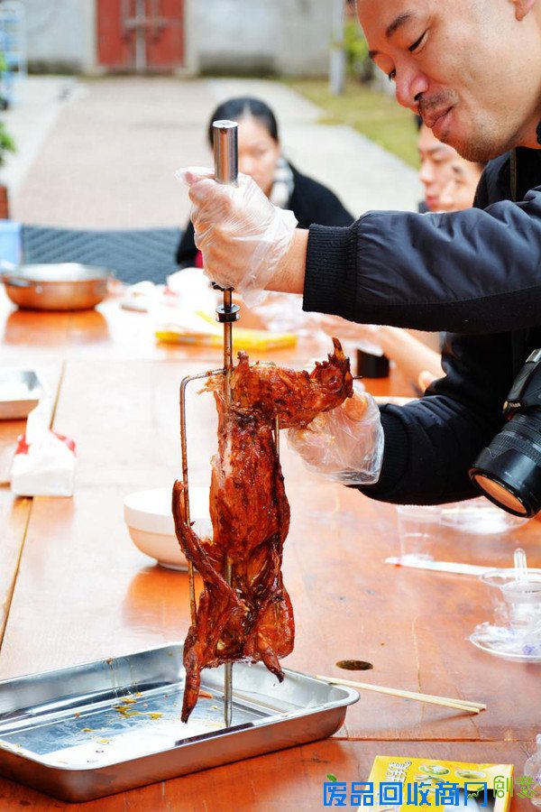 海景、烧烤、趣味运动，尽在烤满分五缘湾户外基地