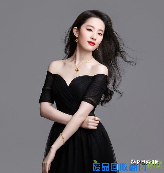 “小龙女”长大了 性感美貌并存的刘亦菲真诱人（图）