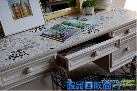 墙纸翻新家具DIY全步骤 做一个独一无二的“美家具”