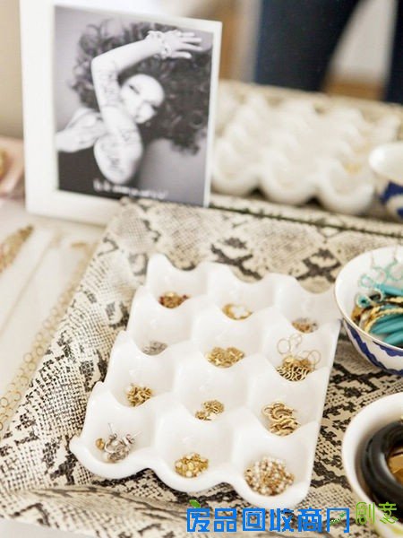 摆脱凌乱感!收纳首饰的多个创意Idea 摆脱凌乱感!收纳首饰的多个创意Idea