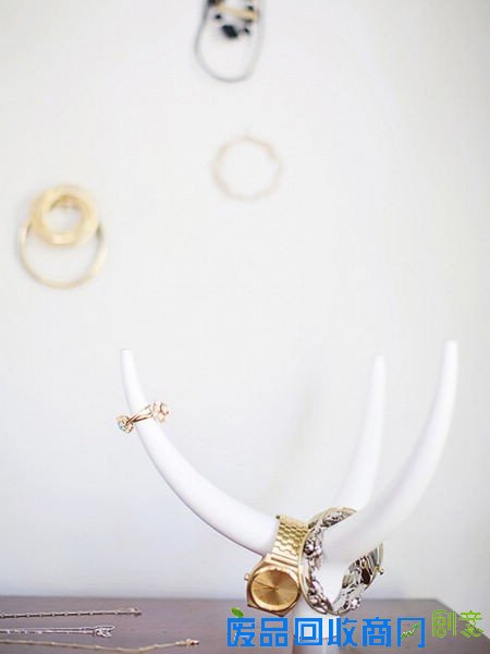 摆脱凌乱感!收纳首饰的多个创意Idea 摆脱凌乱感!收纳首饰的多个创意Idea