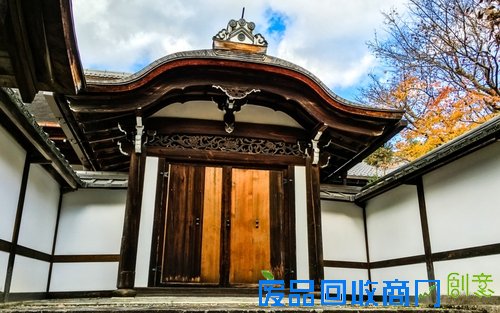 心机表美图儿怎么拍 索尼全画幅微单™A7遇上关东的最美枫景