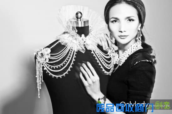 黄超燕：超模设计师的古董珠宝收藏
