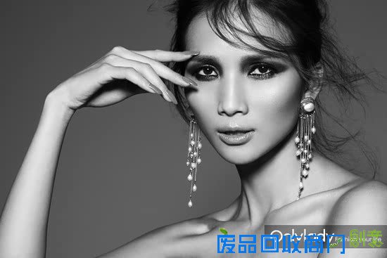 黄超燕：超模设计师的古董珠宝收藏