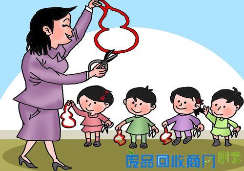 让幼儿随心玩剪纸