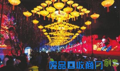 自贡灯会预展 38米高走马灯霸气亮相 全园最高