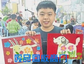 大马华裔手工艺人借立体纸雕向儿童宣传环保理念