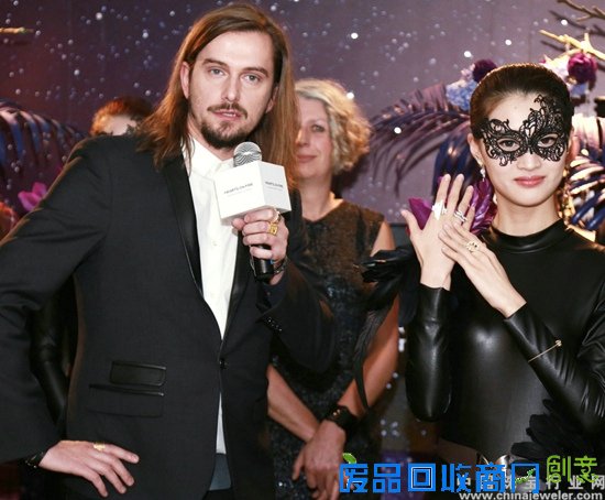 Hearts On Fire x著名英国珠宝设计师Stephen Webster