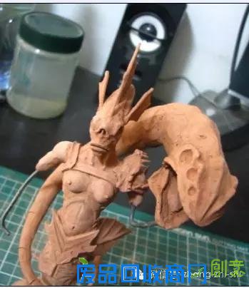 DIY泥塑鱼人，不是简单的美人鱼，而是游戏角色哦