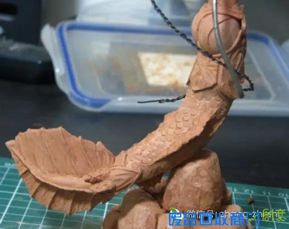 DIY泥塑鱼人，不是简单的美人鱼，而是游戏角色哦