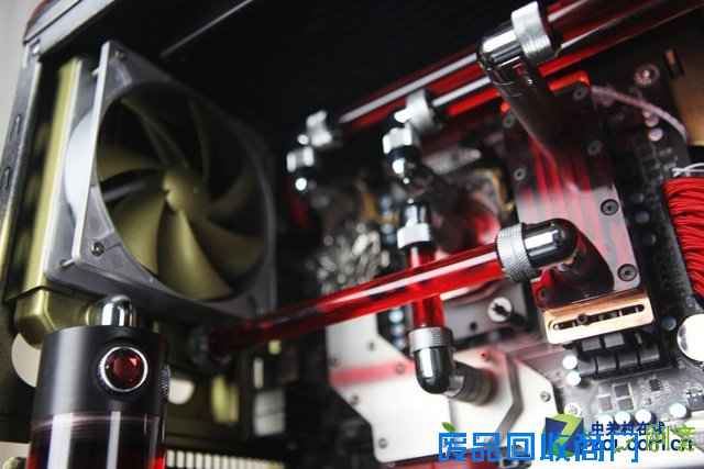 我叫王小白 机箱MOD改造发展趋势解析 