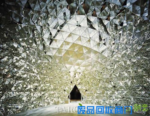 艺术家Walter Oczlon为Swarovski打造的穹窿