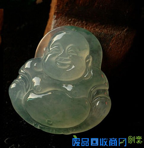 【翡翠课堂】教你区别手工雕刻的翡翠和机压翡翠