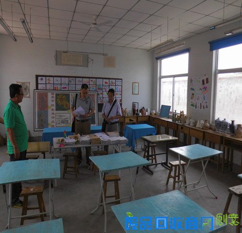 1432715369153927.jpg 莱州市曲家学校开展"民间艺术进校园"活动