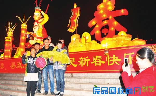 特色产品吸引大量游客 山西迎来春节游高峰