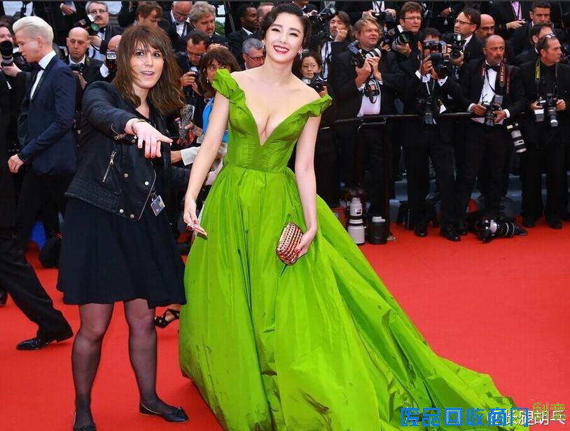 范冰冰杨幂章子怡 国外蹭版面出丑的明星(组图)娱乐频道