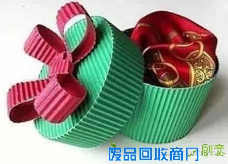 看手工达人们如何变废为宝，瓦楞纸的华丽变身！