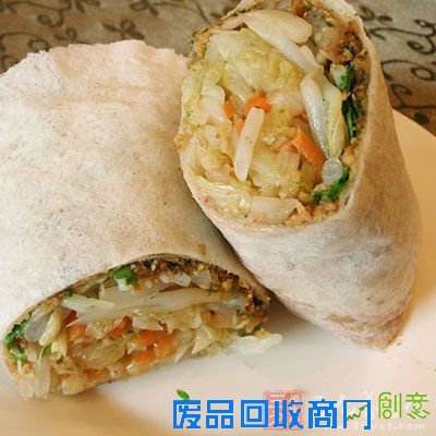 在闽南一带清明吃润饼，也称春卷、春饼
